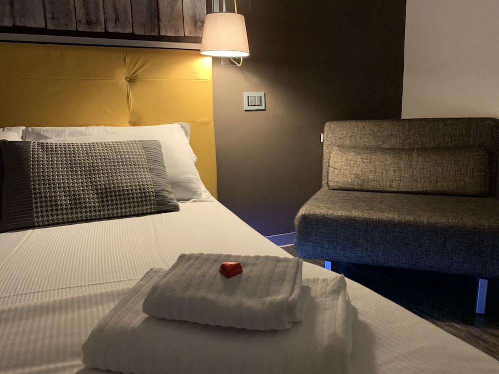 Irooms - Spanish Steps Gæstehus