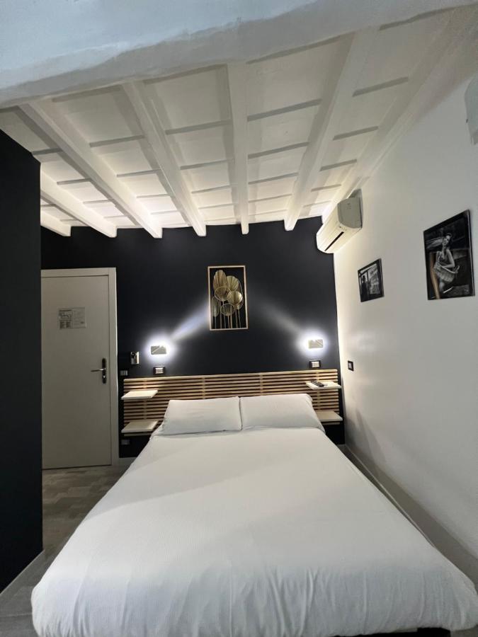 Irooms - Spanish Steps Rom