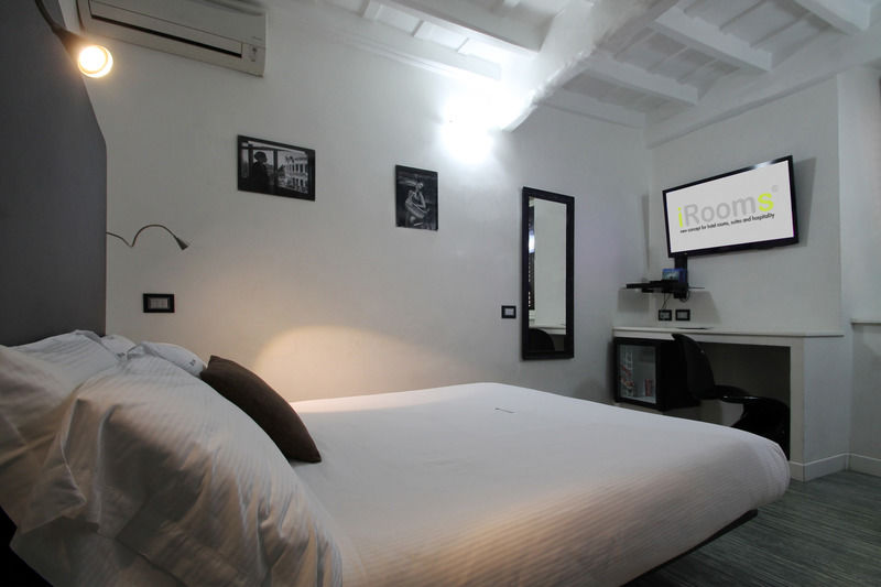 Irooms - Spanish Steps Gæstehus 4*