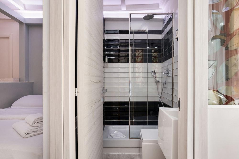 Pensionat Irooms - Spanish Steps